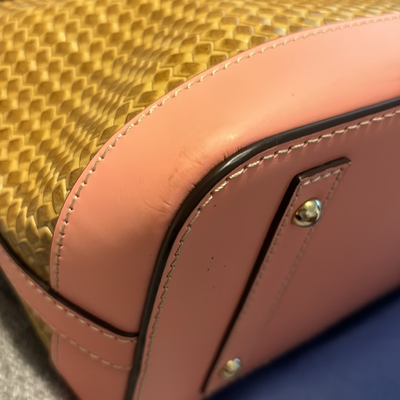 Dooney and Burke “ beacon” bag - Picture 13 of 15